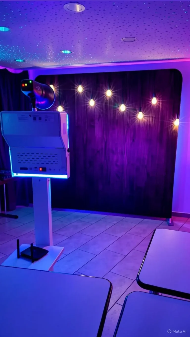 Fotobox mit beleuchtetem Hintergrund